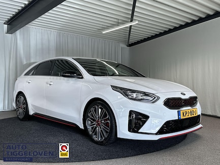 Kia ProCeed 0