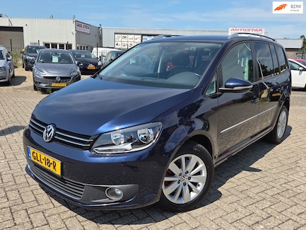 Volkswagen Touran 0
