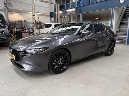 Mazda 3 0