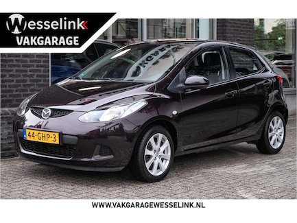 Mazda 2 0