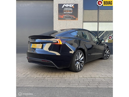 Tesla Model 3 0