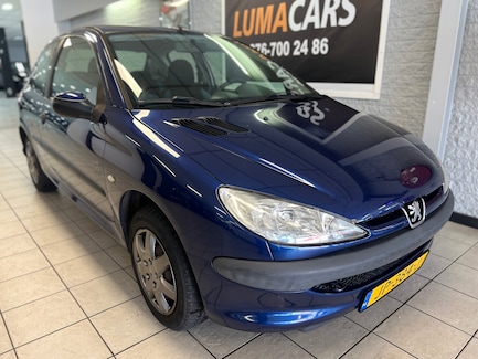 Peugeot 206 0