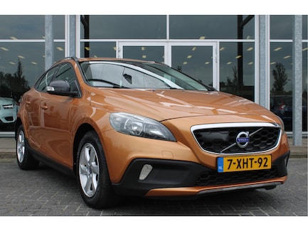 Volvo V40 Cross Country 0