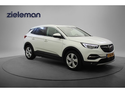 Opel Grandland 0