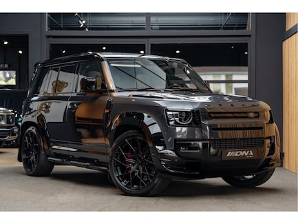 Land Rover Defender 0
