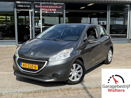 Peugeot 208 0