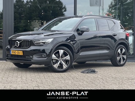 Volvo XC40 0