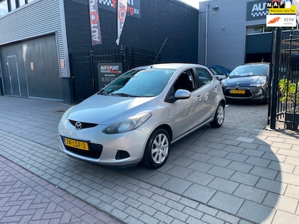 Mazda 2 0