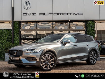 Volvo V60 Cross Country 0