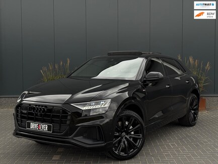 Audi Q8 0