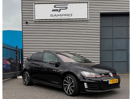 Volkswagen Golf 0