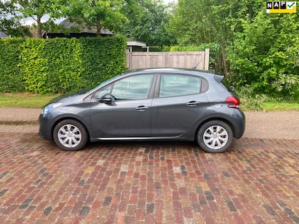 Peugeot 208 0
