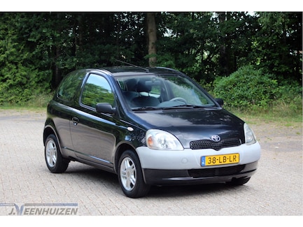 Toyota Yaris 0
