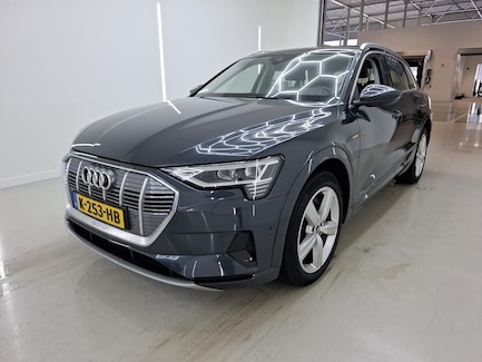 Audi E-tron 0