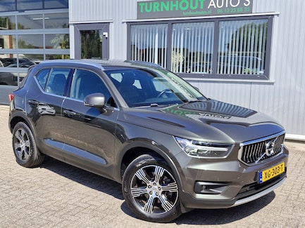 Volvo XC40 0