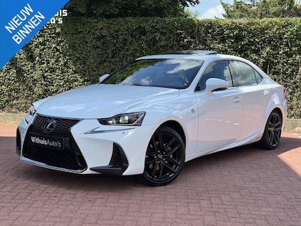 Lexus IS 0