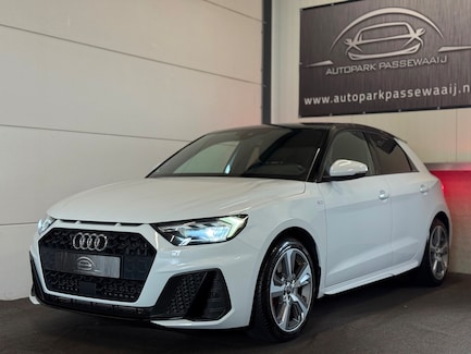 Audi A1 0