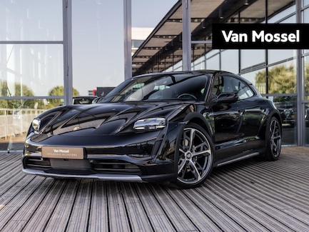 Porsche Taycan Cross Turismo 0