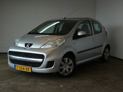 Peugeot 107 0