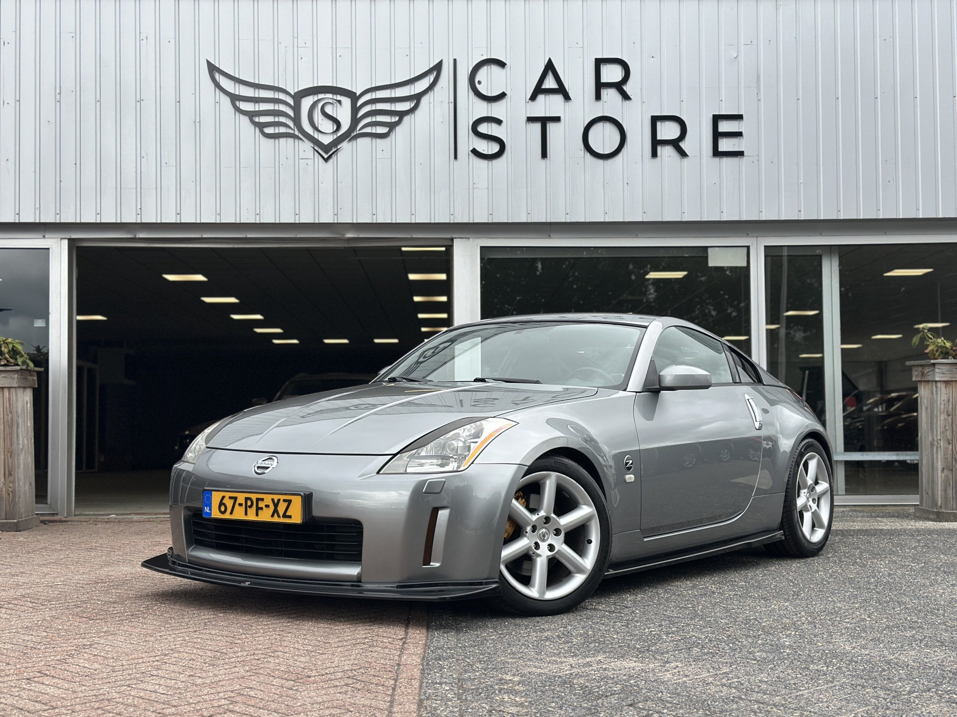 Bekijk 5 Nissan 350Z occasions in het grijs