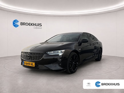 Opel Insignia 0