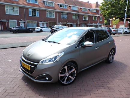 Peugeot 208 0