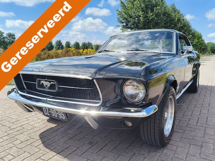 Ford Mustang 0