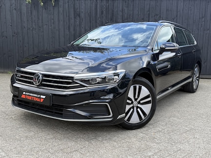 Volkswagen Passat 0