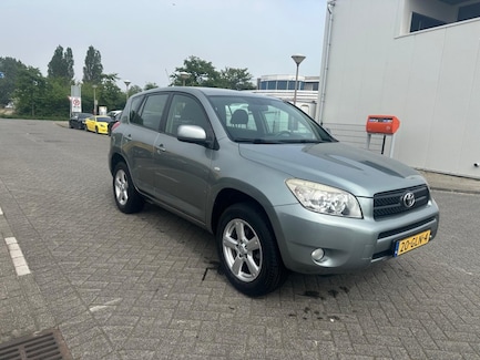 Toyota RAV4 0