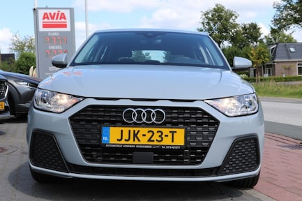 Audi A1 0