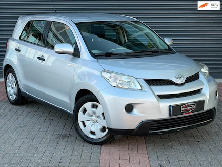 Toyota Urban Cruiser 0