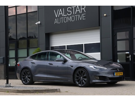 Tesla Model S 0