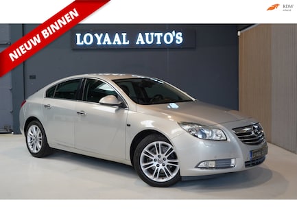 Opel Insignia 0