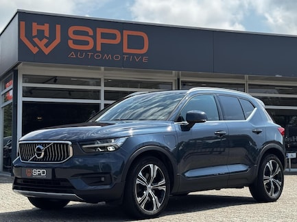 Volvo XC40 0
