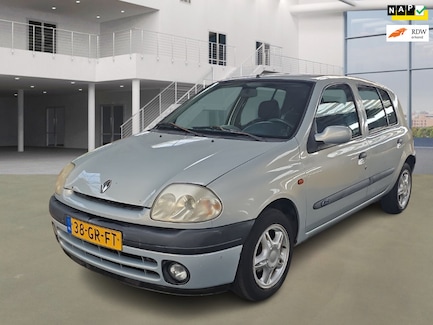 Renault Clio 0