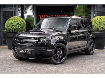 Land Rover Defender 0