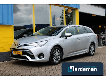 Toyota Avensis 0