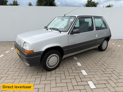 Renault R5 0