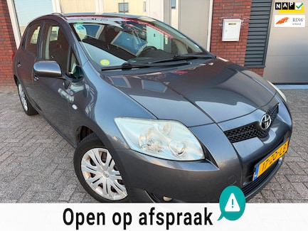 Toyota Auris 0