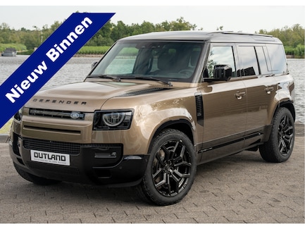 Land Rover Defender 0