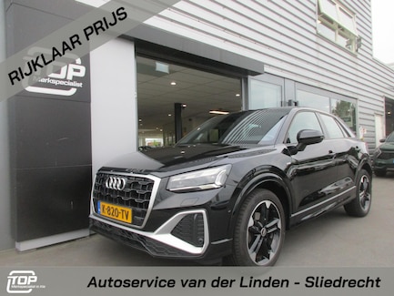 Audi Q2 0