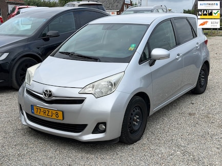 Toyota Verso-S 0
