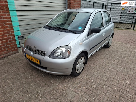 Toyota Yaris 0