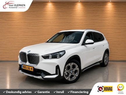 BMW iX1 0
