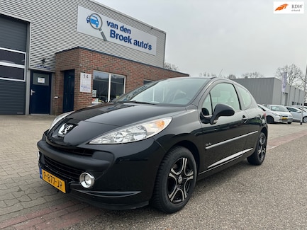 Peugeot 207 0