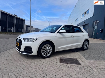 Audi A1 0