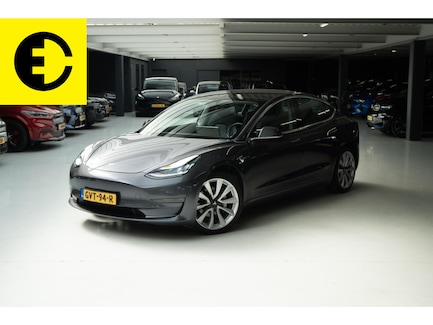 Tesla Model 3 0