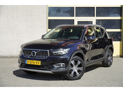 Volvo XC40 0