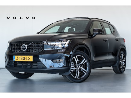 Volvo XC40 0