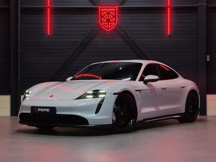Porsche Taycan 0